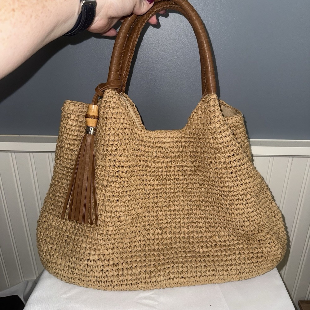 Straw Studios Tan Woven Raffia Straw Hobo Tote Bag Leather Handles Tassel Charm